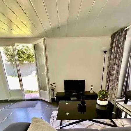 Apartman Maisonnette Independante Avec Jardin Choisy-le-Roi